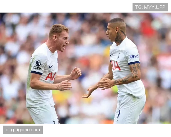 德梅雷·格雷闪耀英超，关键表现助球队逆转取胜