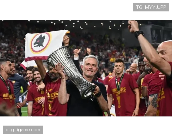 穆里尼奥欧冠战术再现神威，率队上演精彩逆转展现稳健指挥