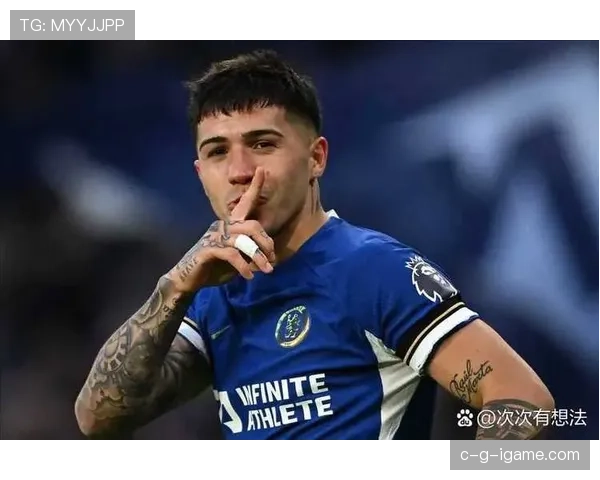 恩佐在切尔西的战术地位与实际作用争议